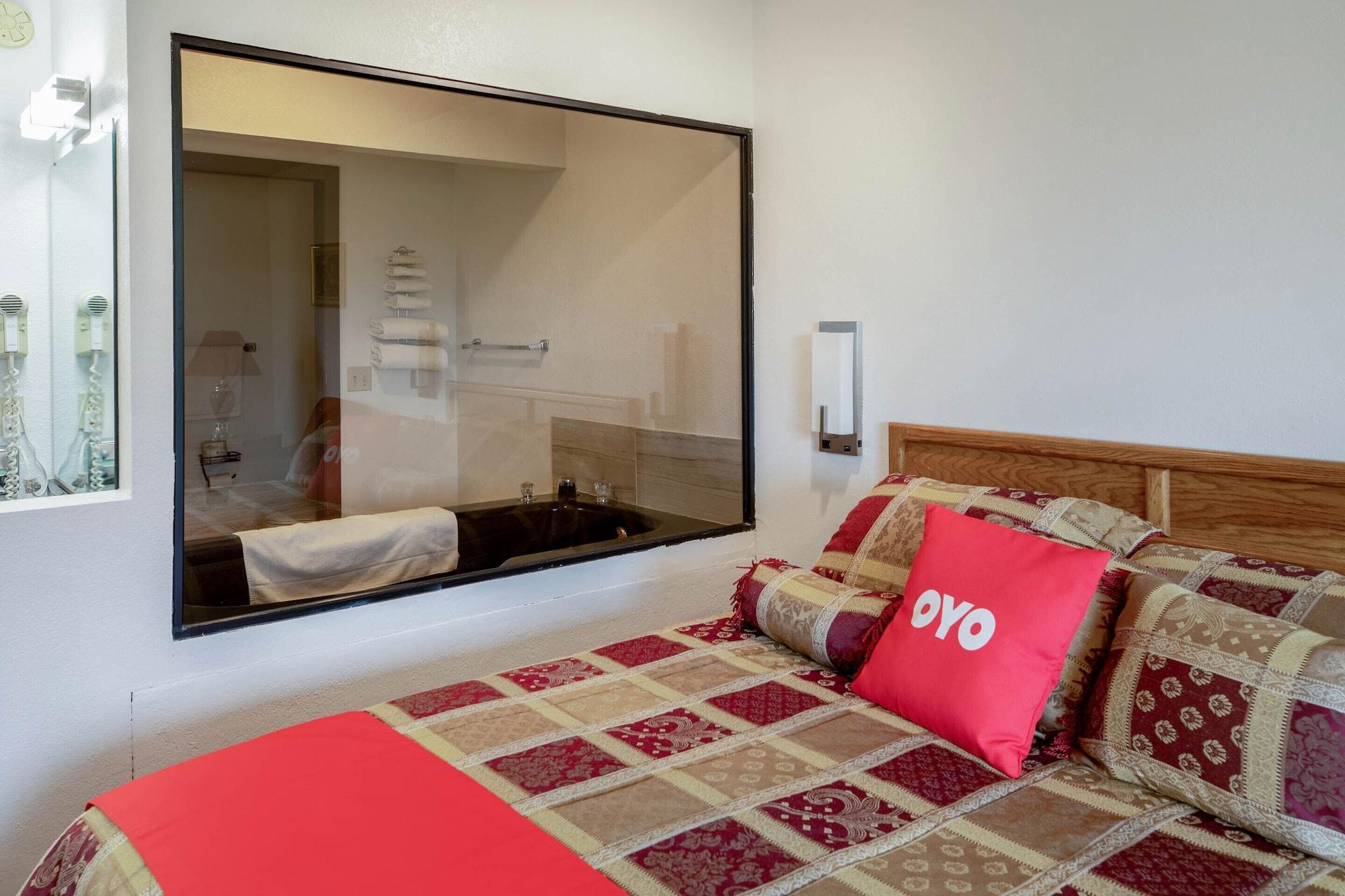 Oyo Hotel Chesaning Route 52 & Hwy 57 Dış mekan fotoğraf