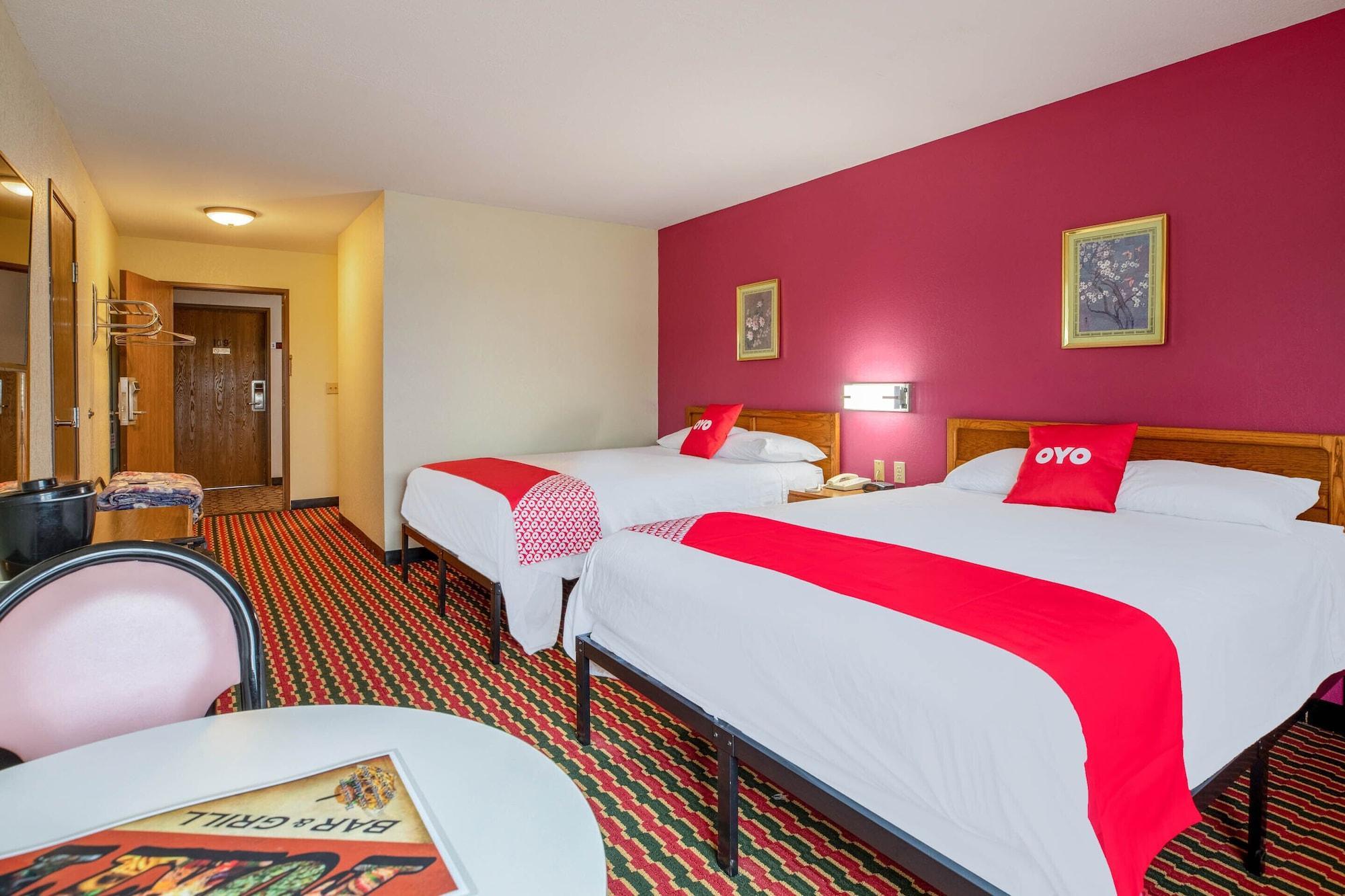 Oyo Hotel Chesaning Route 52 & Hwy 57 Dış mekan fotoğraf